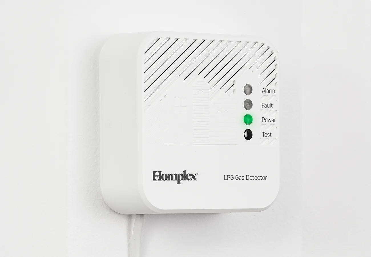 Homplex HD100 PRO GPL- Mounted on left side wall